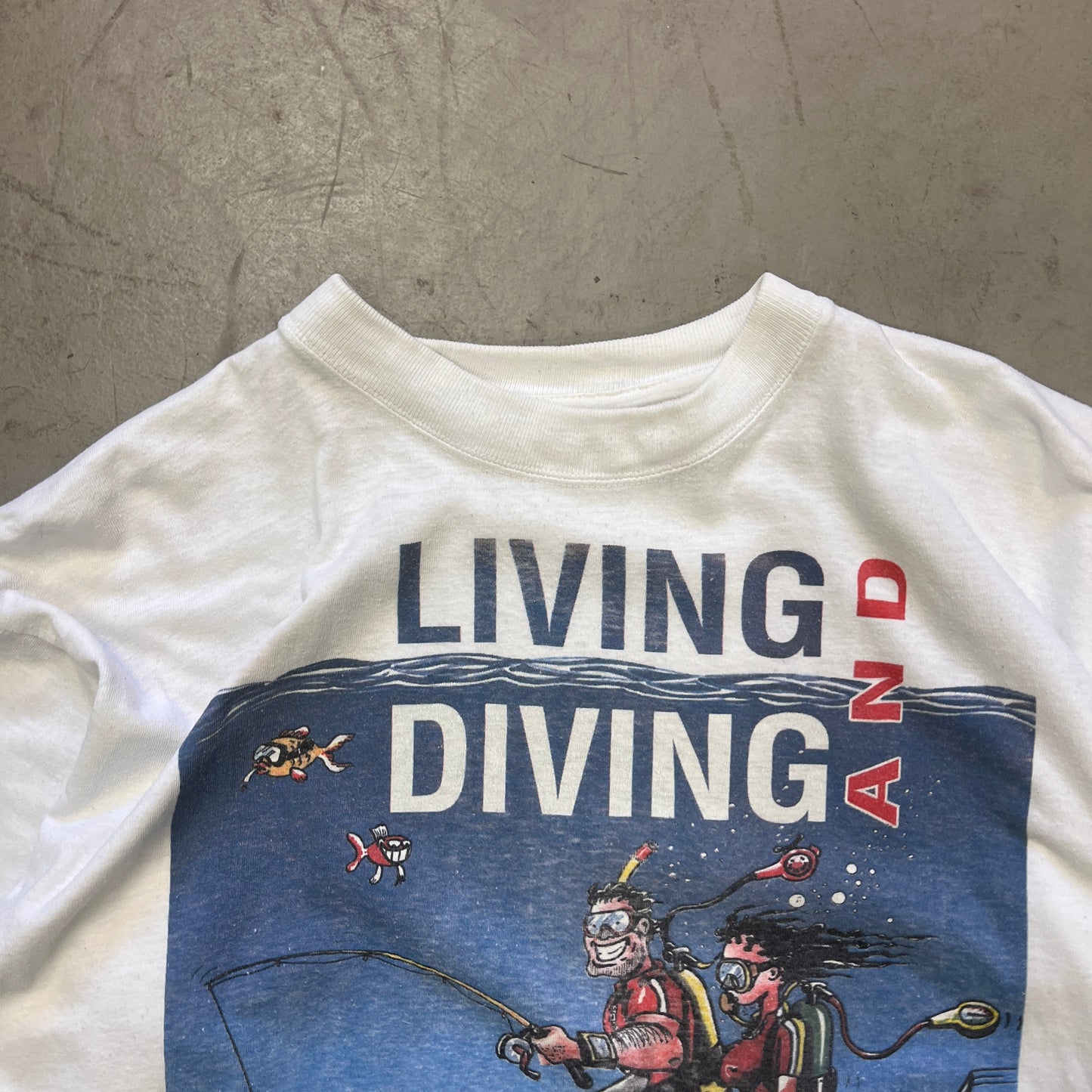LIVING & DIVING 90s (1) [L]