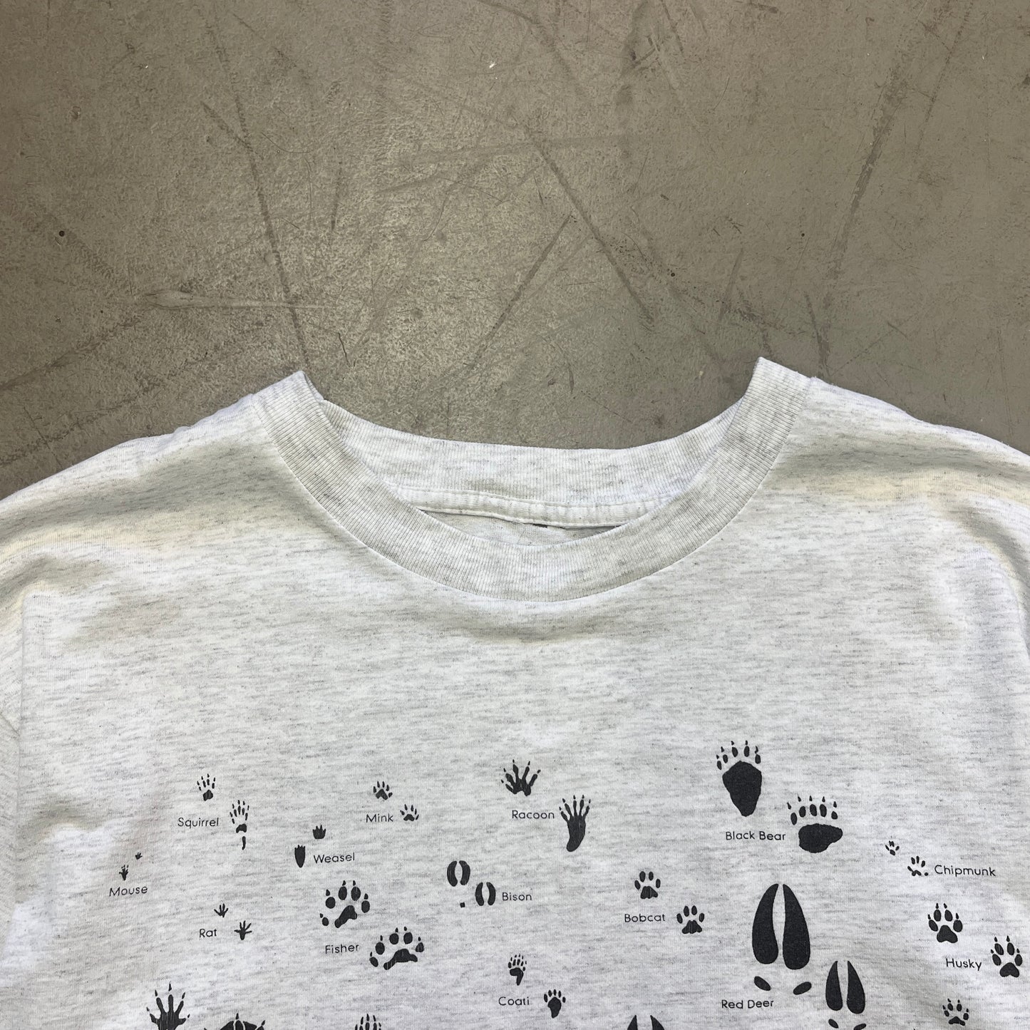 ROCKY MOUNTAIN PAW PRINTS 90s [L]