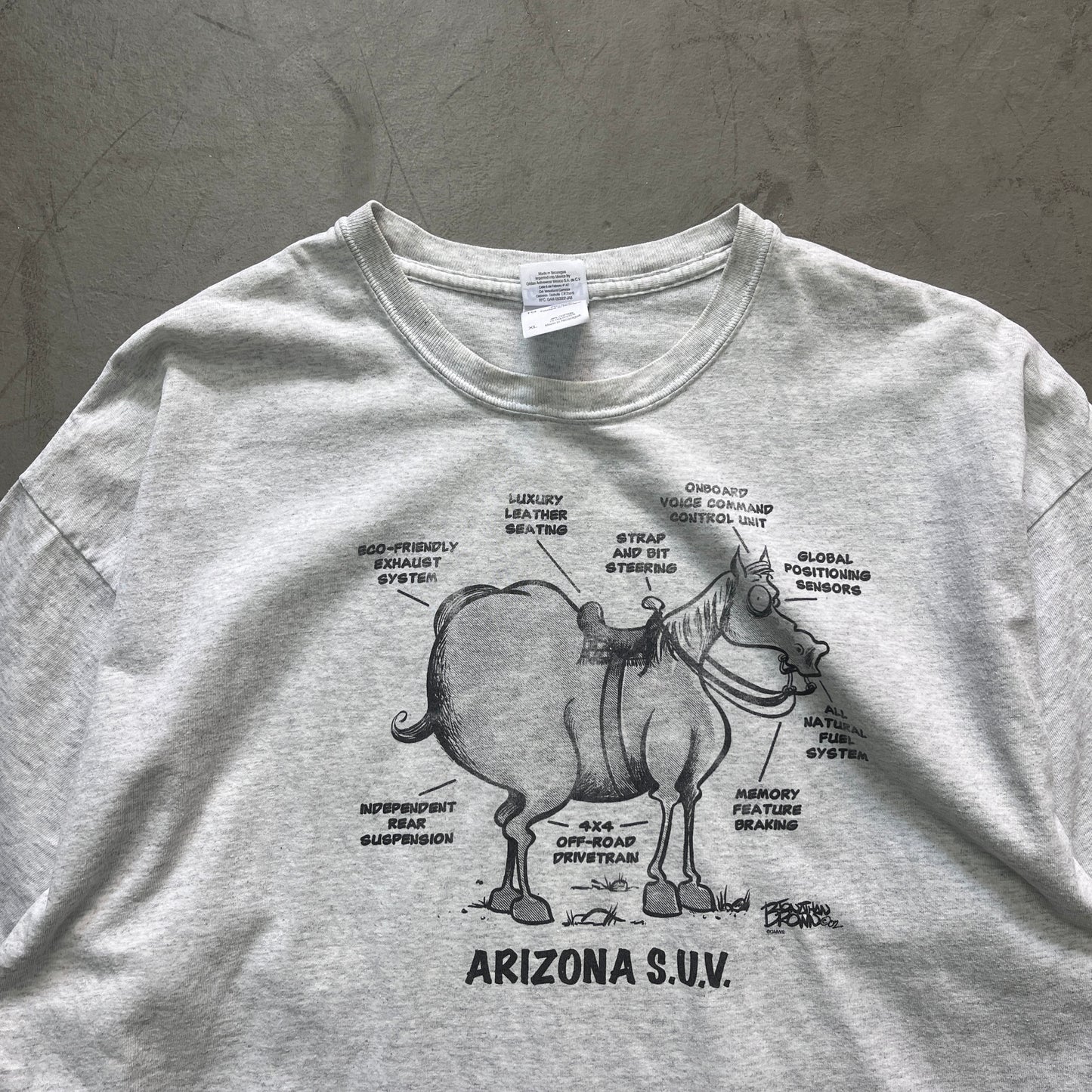 ARIZONA S.U.V BY JOHNATHAN BROWN 02 [XL]