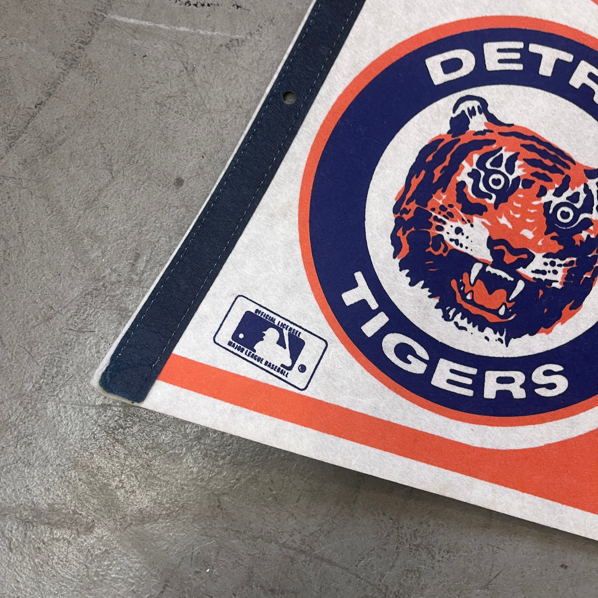 DETROIT TIGERS PENNANT 90s