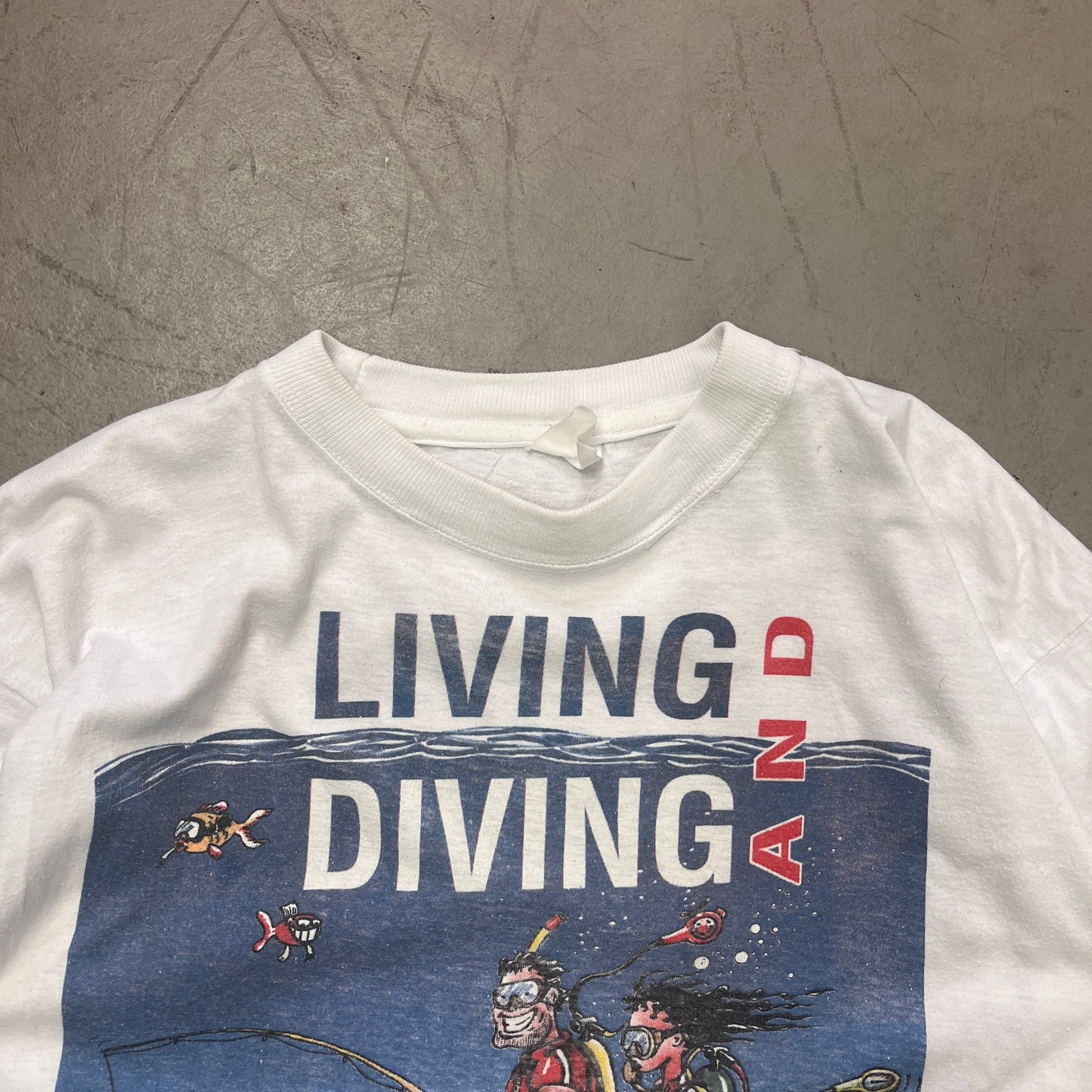 LIVING & DIVING 90s (1)