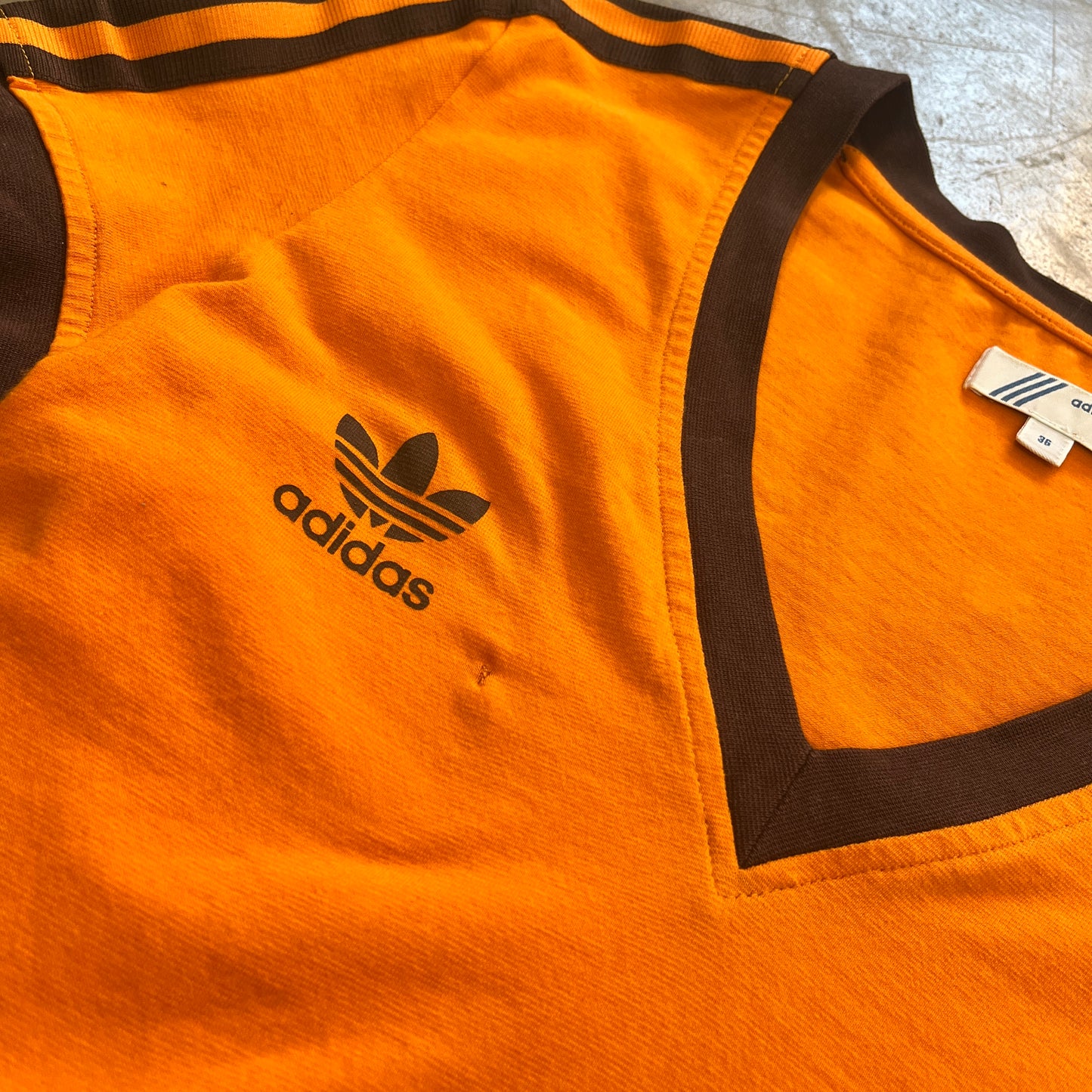 ADIDAS V-NECK Y2K [S]