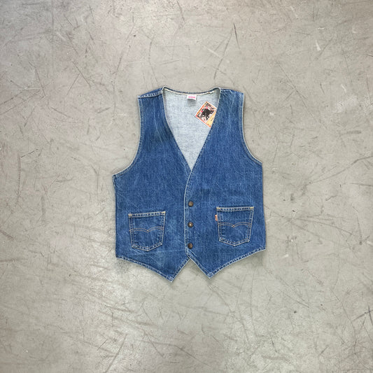 VINTAGE 1970/80s Levis Denim vest orange tab