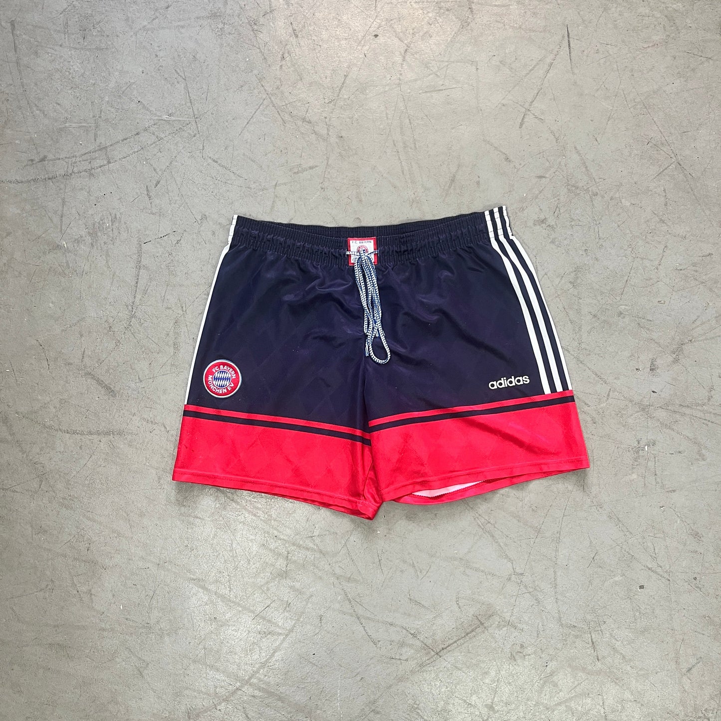 BAYERN MÜNCHEN SHORTS 1997/99 [L]