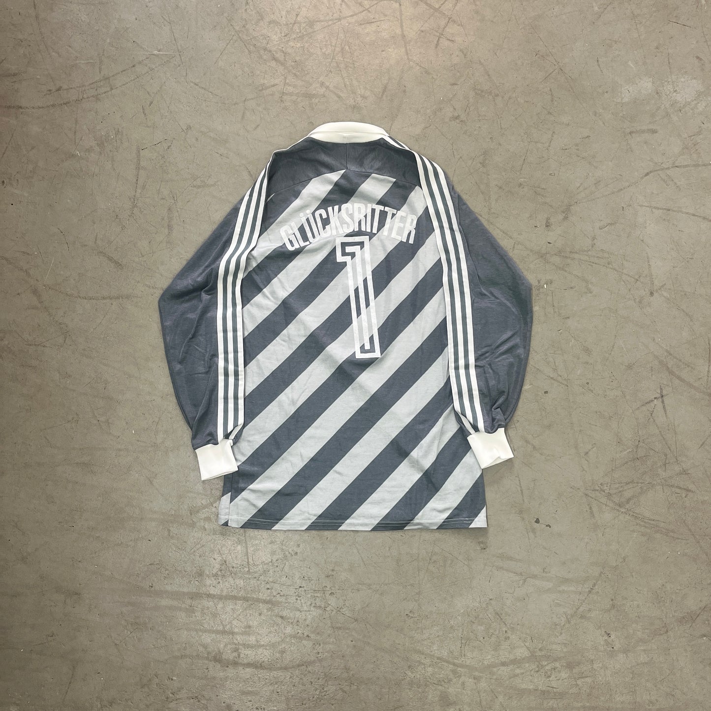 ADIDAS GOALKEEPER DIAGONAL STRIPE SILVER LATE 80s [L]