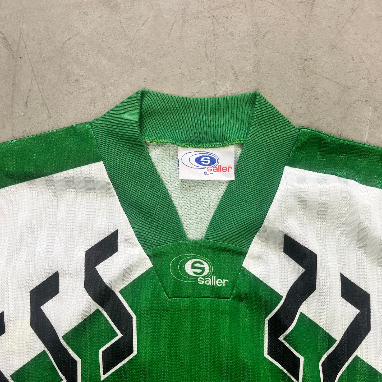 SALLER TEMPLATE 90s [XL]