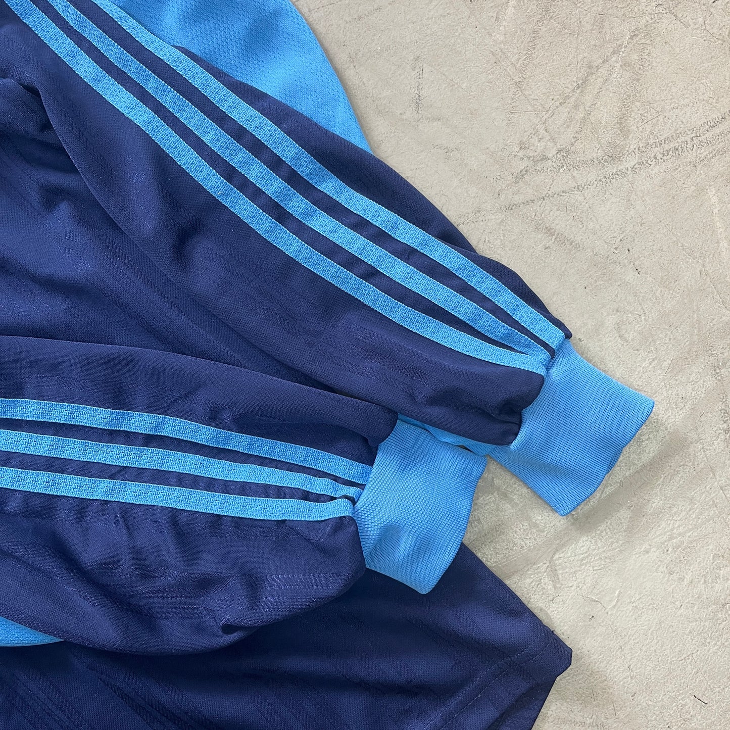 ADIDAS BLU LONGSLEEVE 90s [XXL]