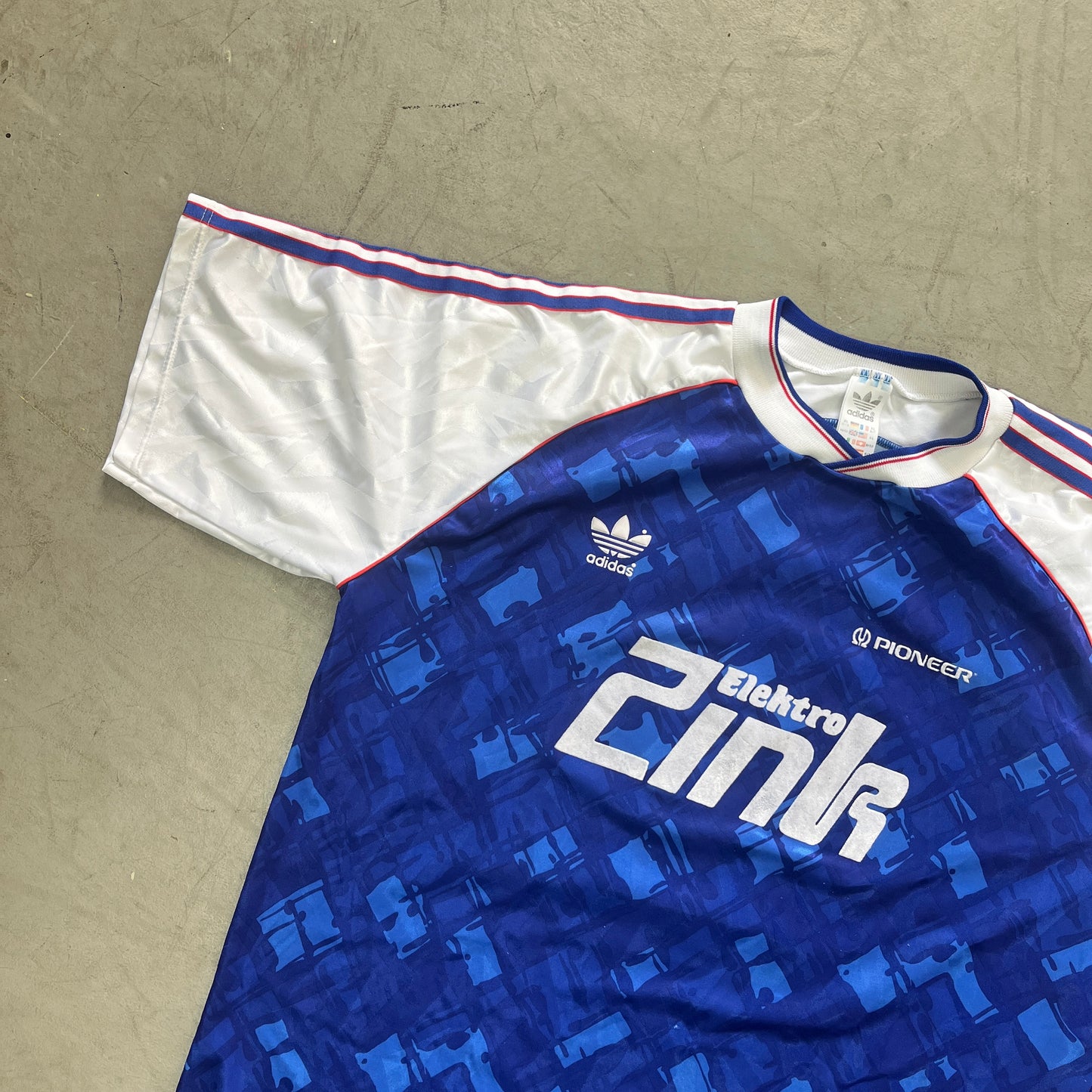 ADIDAS BLU/WHT/RED 90s [XL]