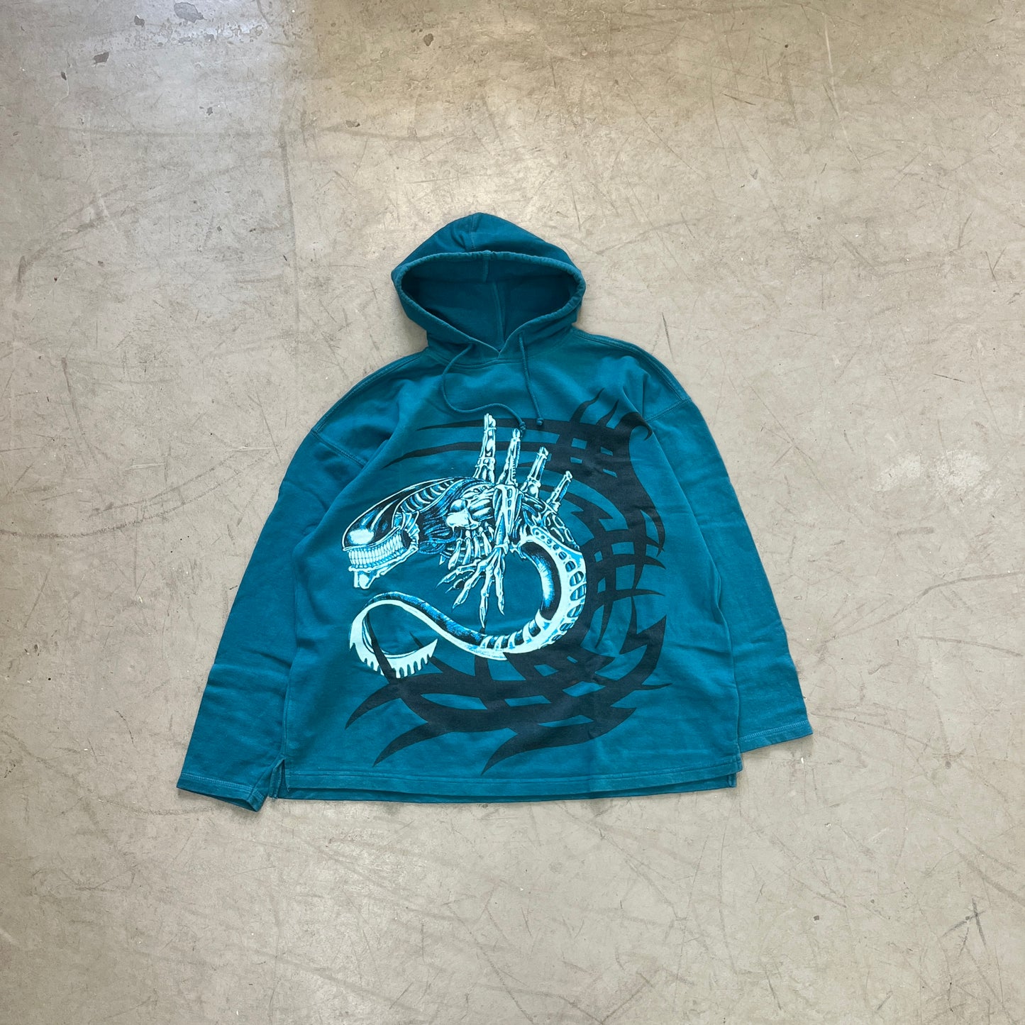 TRIBAL Y2K HOODIE [XL]