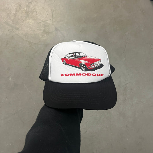 COMMODORE MESH CAP