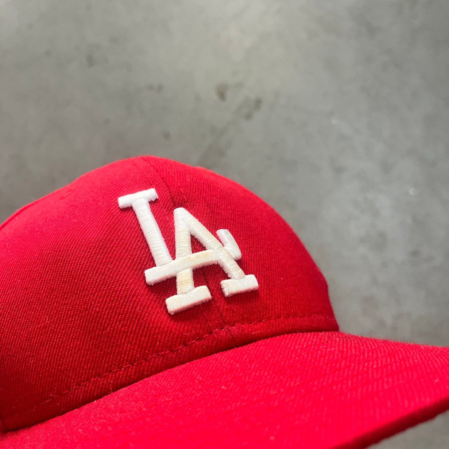 NEW ERA LA FITTED [7 3/8]