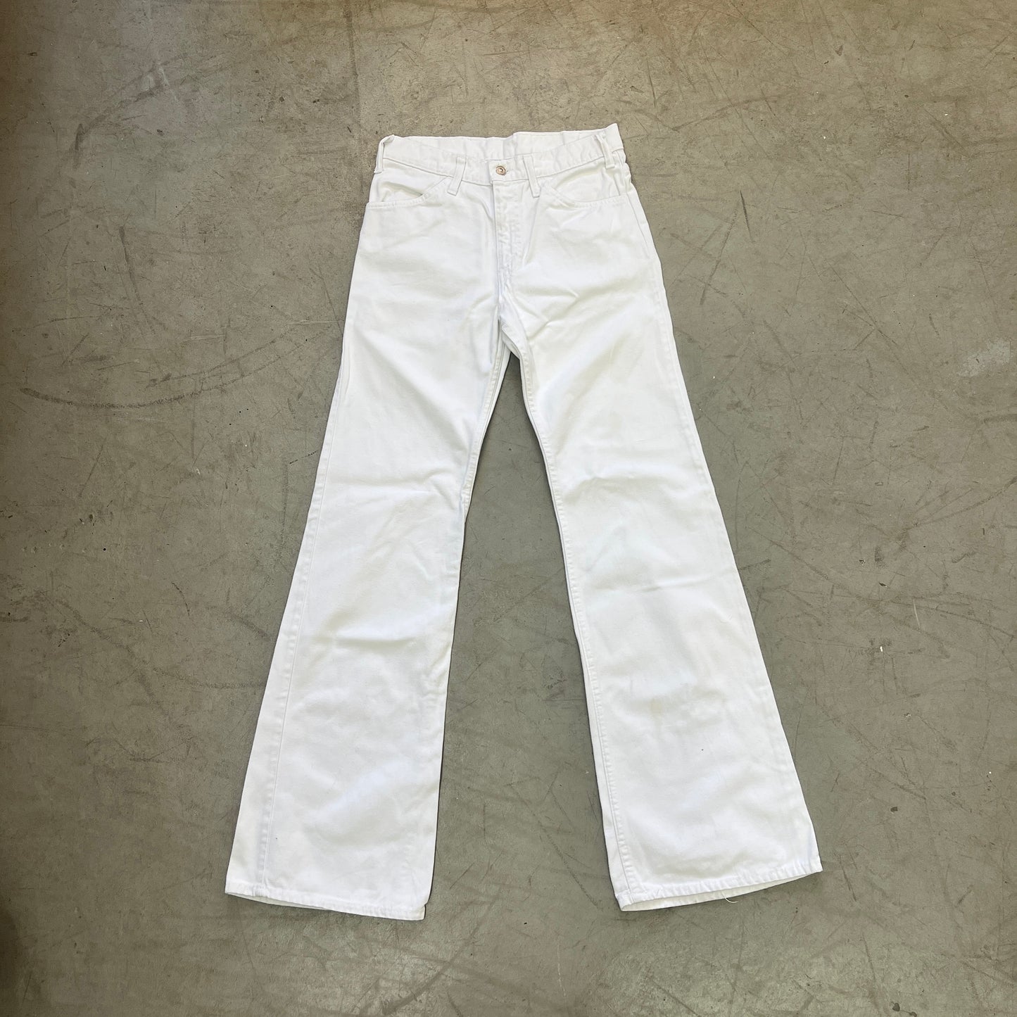 LEVIS WHITE DENIM EARLY 80s FLARES [W28 L33]