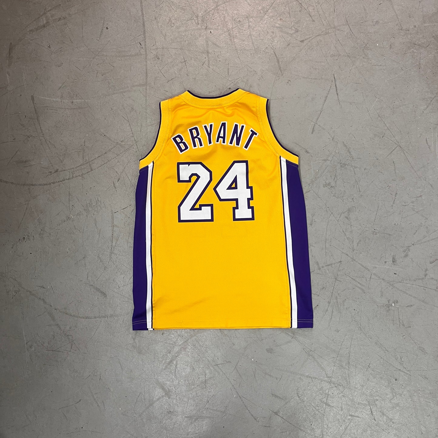 CHAMPION LAKERS KOBE BRYANT JERSEY 00s [M]